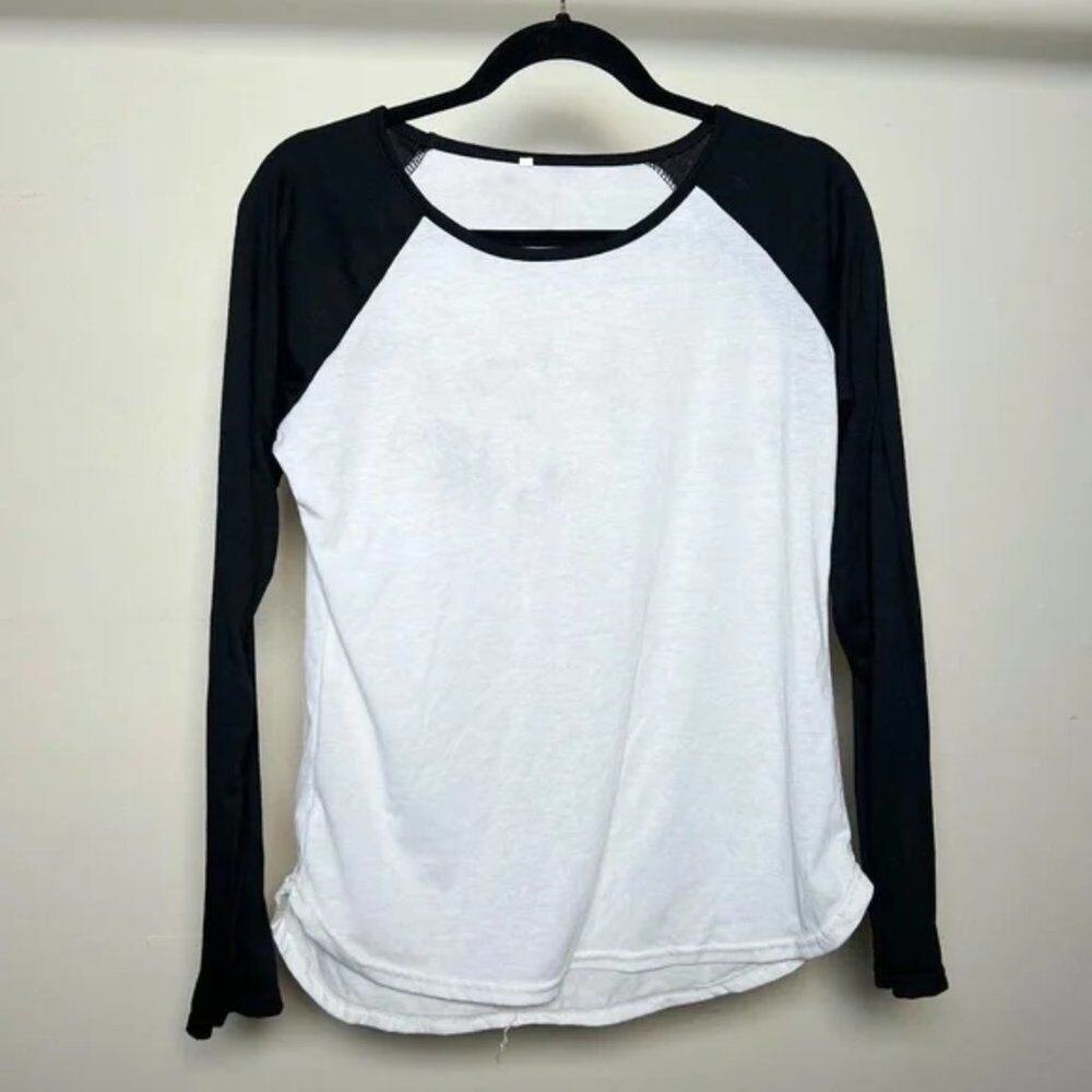 Black and White 3/4 Sleeve Baseball Lightweight Shirt Size S